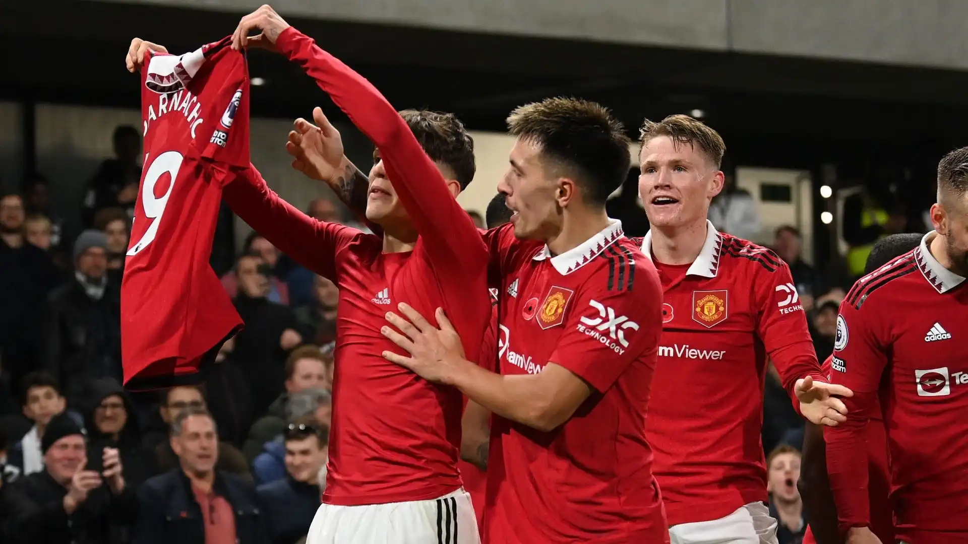 Alejandro Garnacho says Lisandro Martinez is like his father at Manchester United 